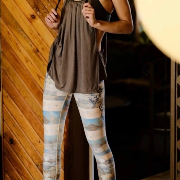 ✨NIYAMA SOL ODELAY BEACHCOMBER HIGH WAIST YOGA CROP LEGGING/PANT NWT XS - Picture 11 of 12